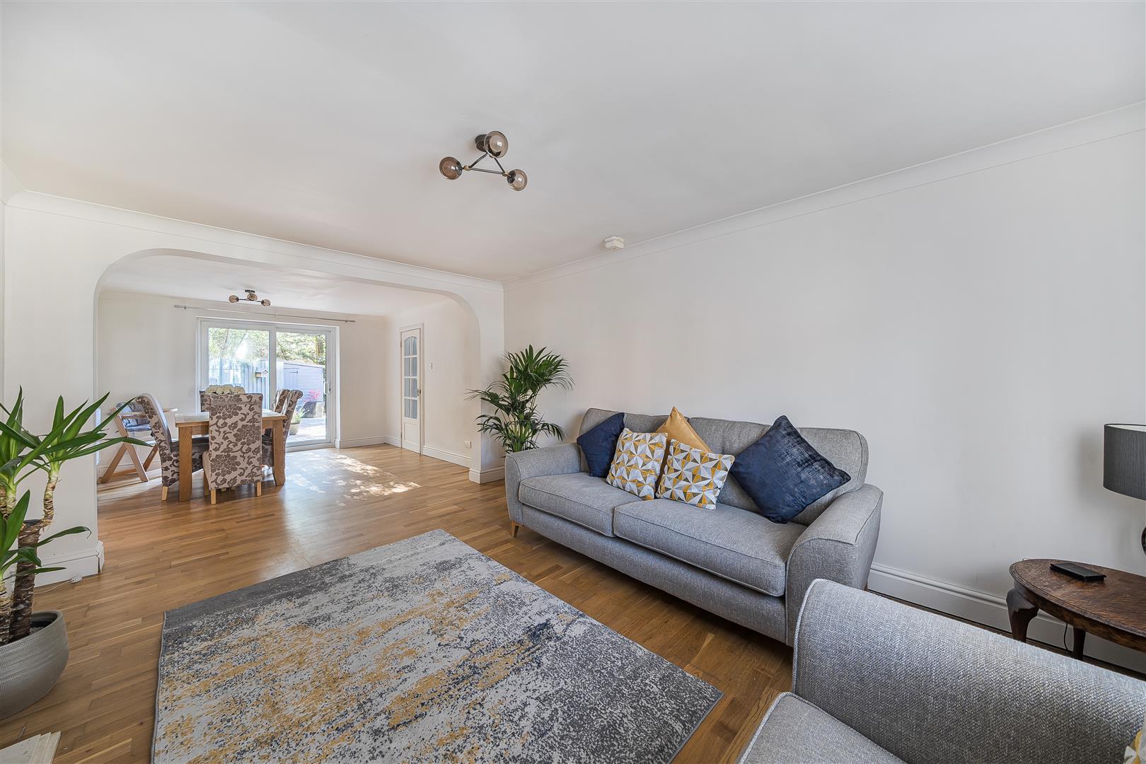 Brynhyfryd, Penllergaer, Swansea, SA4 9JJ